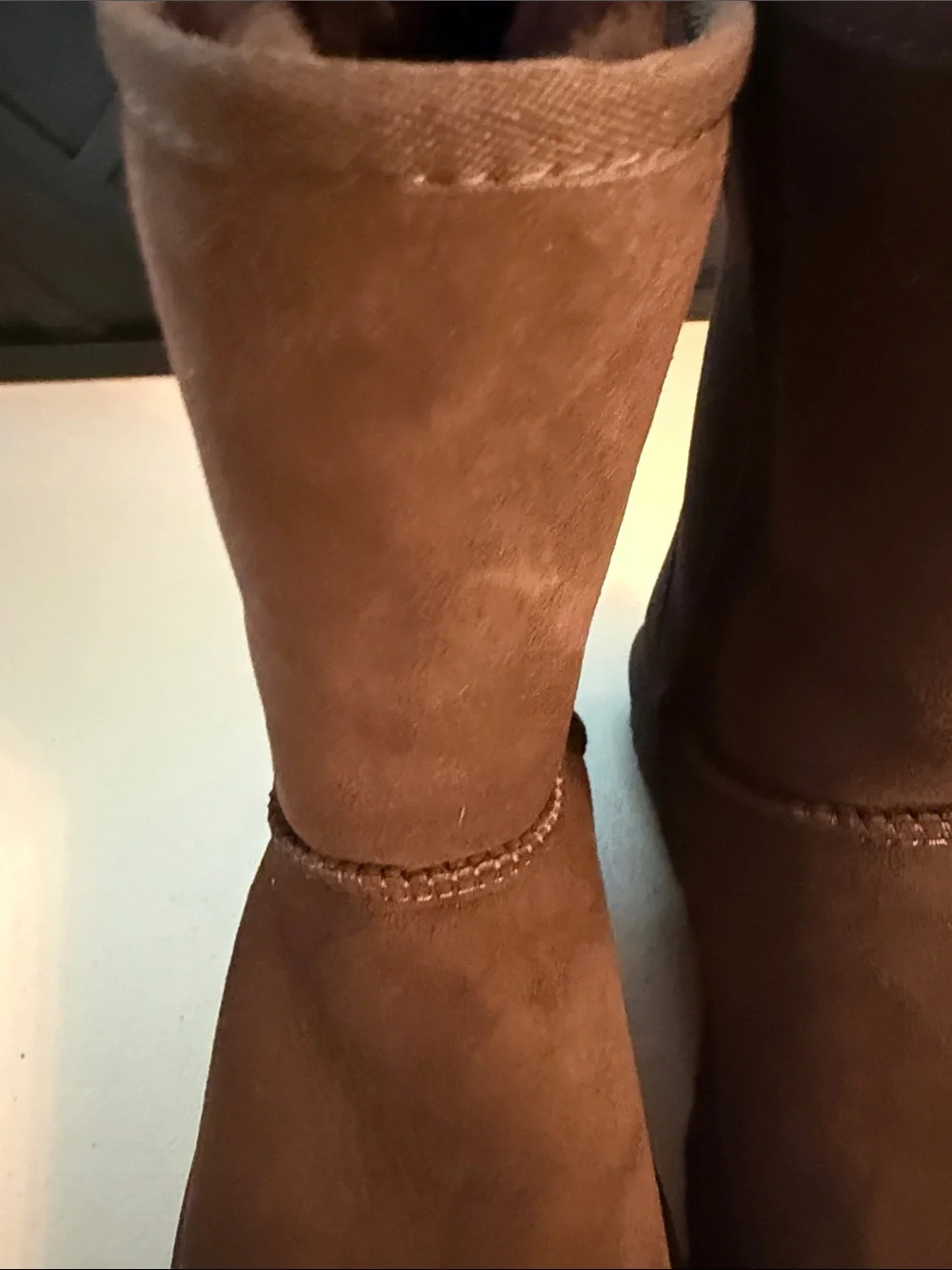 UGG Women's Classic Short II Boots Burnt Cedar Suede Mid-Calf Winter Sz 7